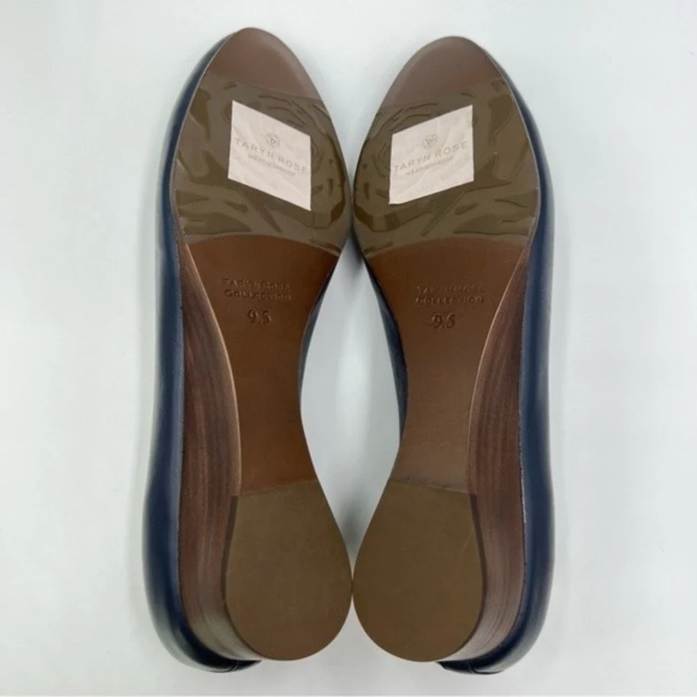 Taryn Rose Womens Size 9.5 Navy Dark Blue Leather Low Wedge Heels Pumps Shoes‎